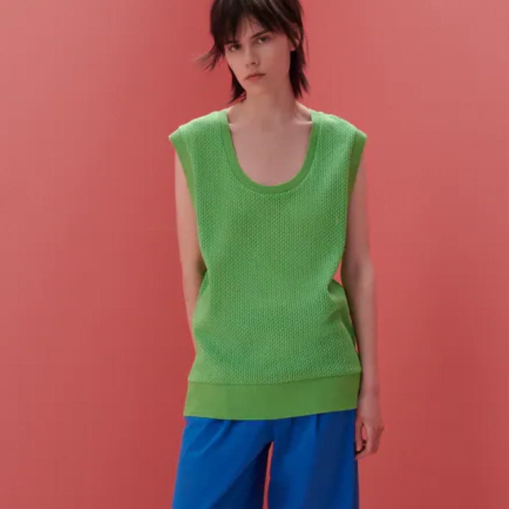 Small Zara knit sweater